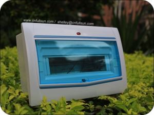 Ηλεκτρικό κιβώτιο διανομής με το φως δεικτών