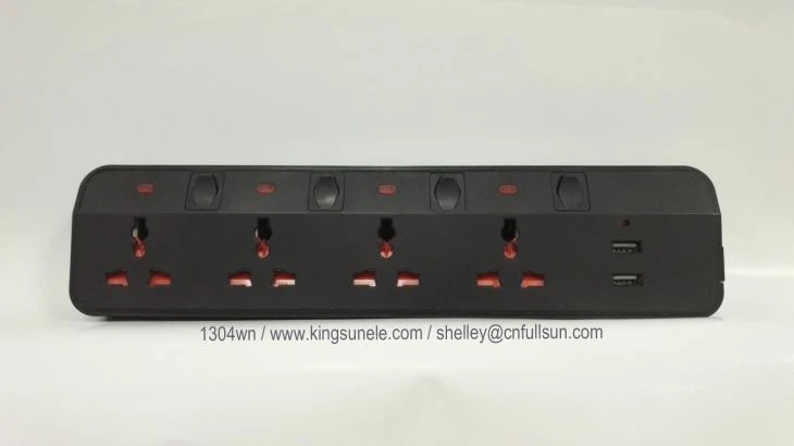 Τέσσερα καλώδια επέκτασης με 2 USB